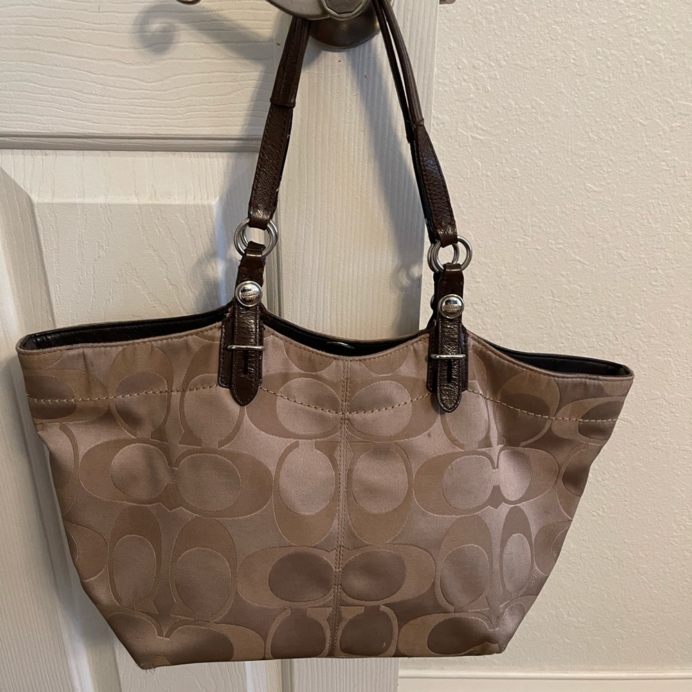 Extra Large 3 Compartment Authentic Satin Coach P… - image 1